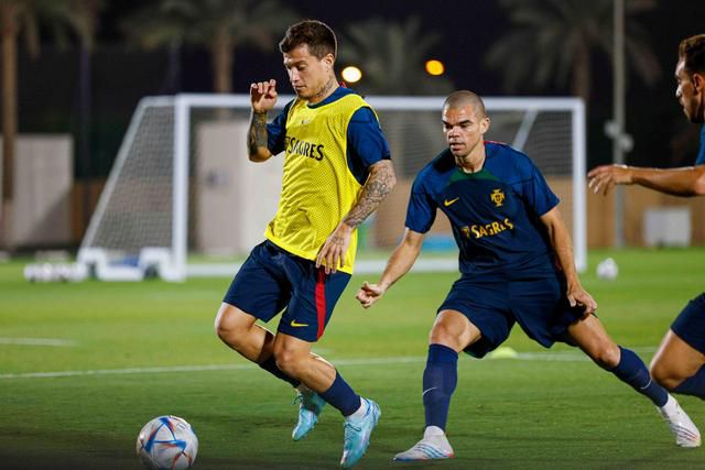 被按摩师玩奶吃奶